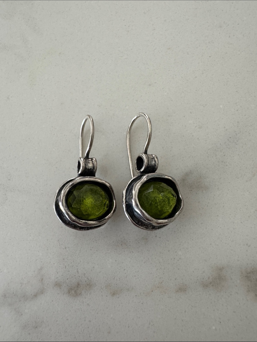 Silpada W1455 Green Sterling Silver Earrings Hammered 925 Glass